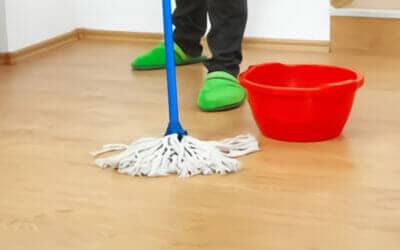 How to Clean Vinyl Flooring (Important Tips)