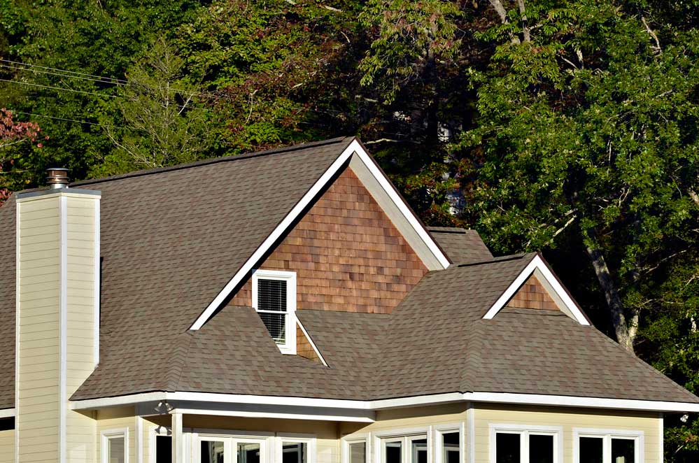 7 Benefits of Hiring a Local Roofing Company in Southeastern Massachusetts