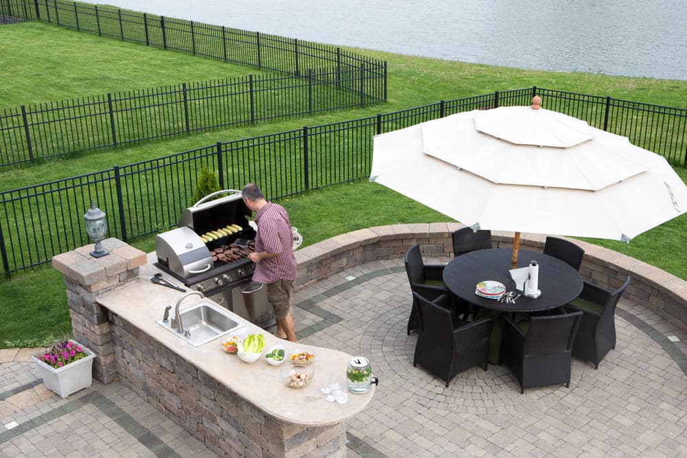 outdoor kitchen showcasing outdoor living trends